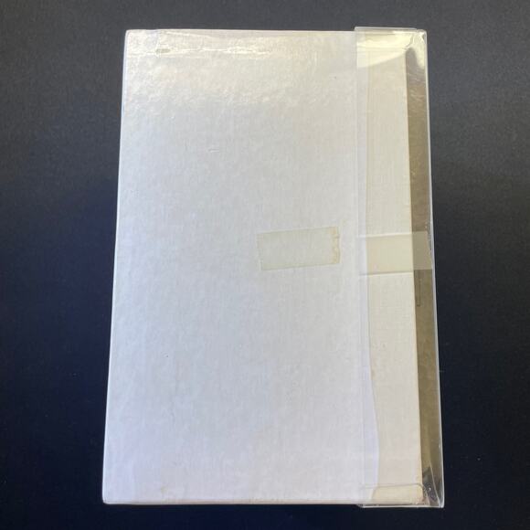 Perin Mowen Nuvo Cream Beeswax Candle Hand Rolled Natural American Beeswax - Picture 7 of 8